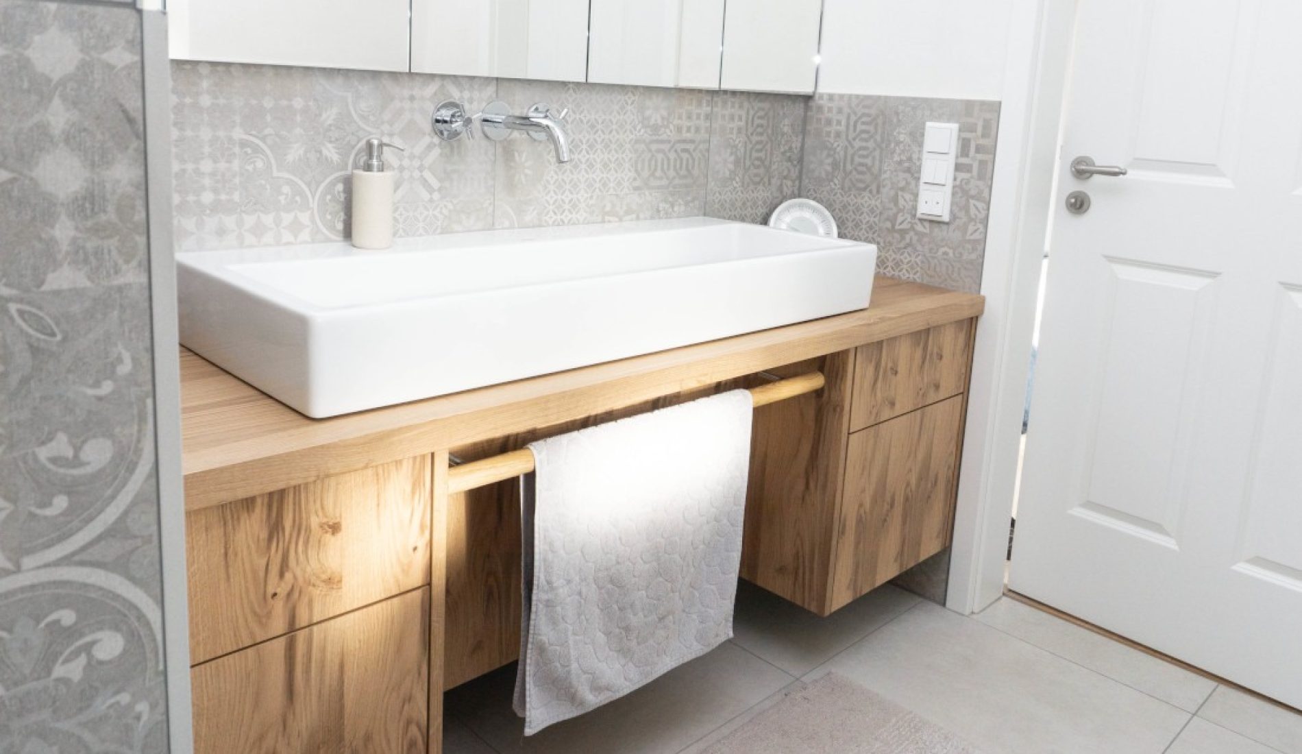 01_Badezimmer aus Eiche